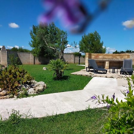 Il Giardino Deluxe Villa Lizzanello Eksteriør bilde