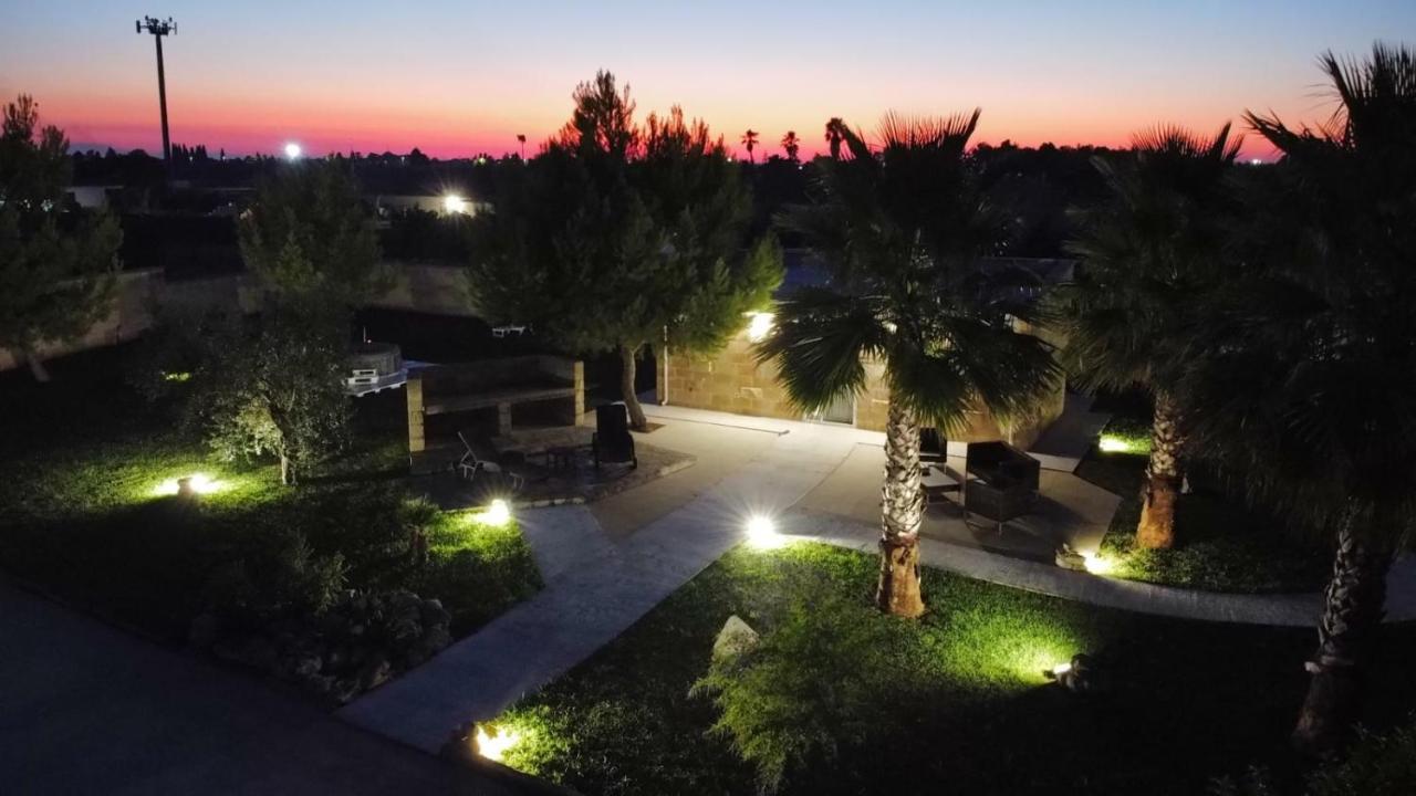 Il Giardino Deluxe Villa Lizzanello Eksteriør bilde