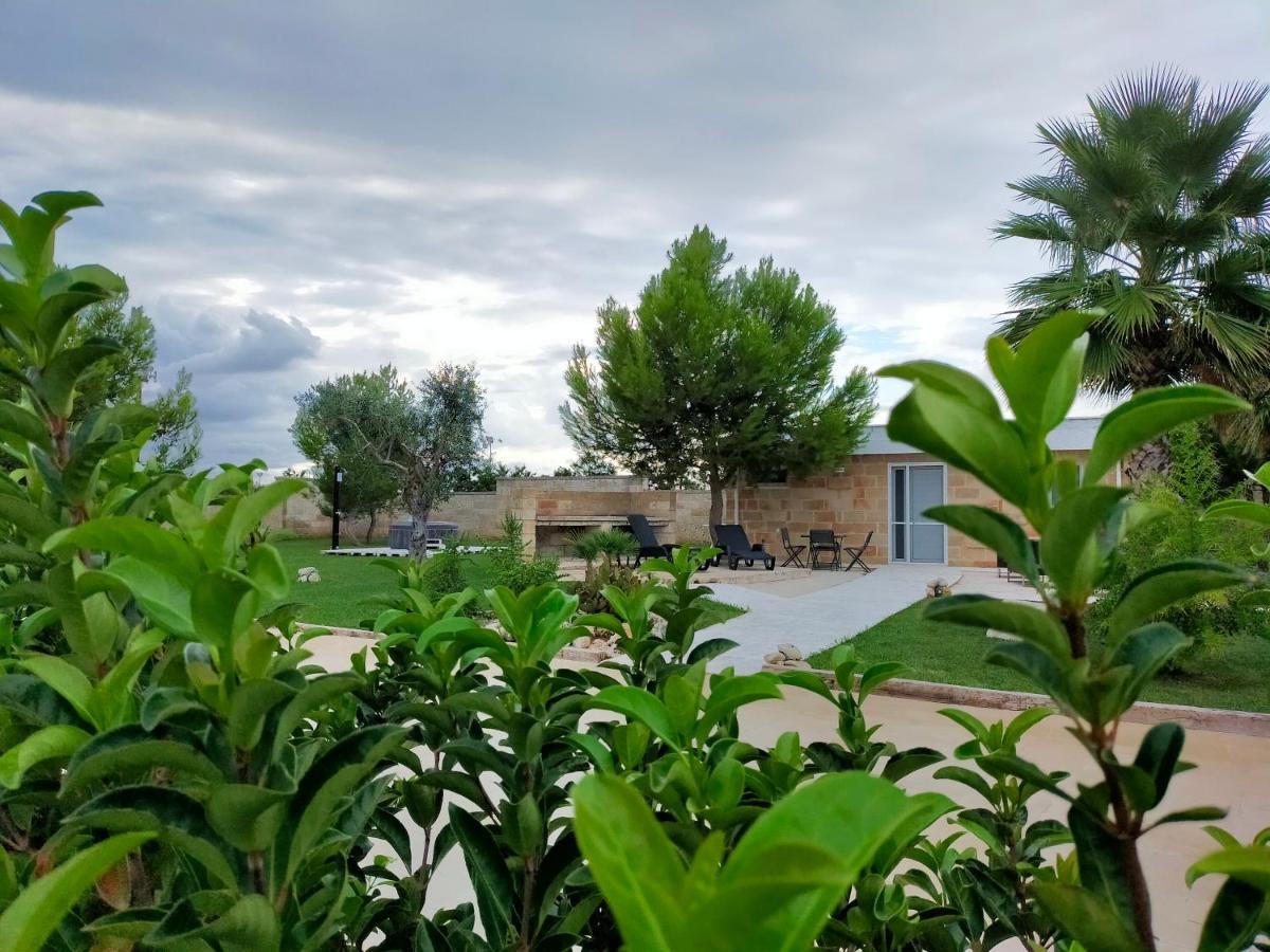 Il Giardino Deluxe Villa Lizzanello Eksteriør bilde