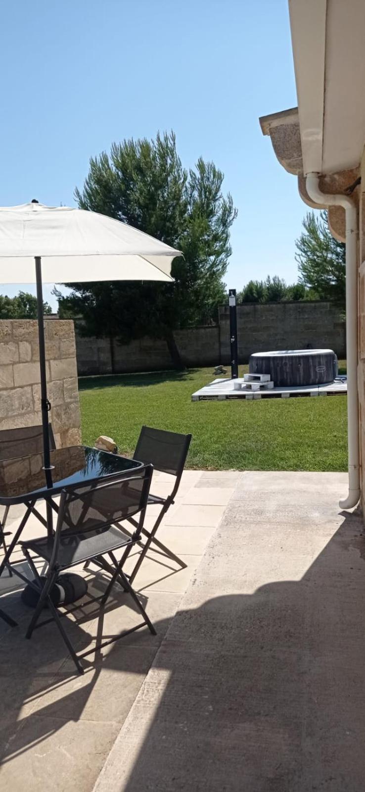 Il Giardino Deluxe Villa Lizzanello Eksteriør bilde